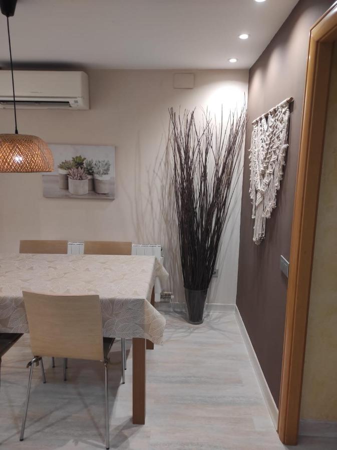 Apartamento En Viladecans Cerca Del Aeropuerto Luaran gambar