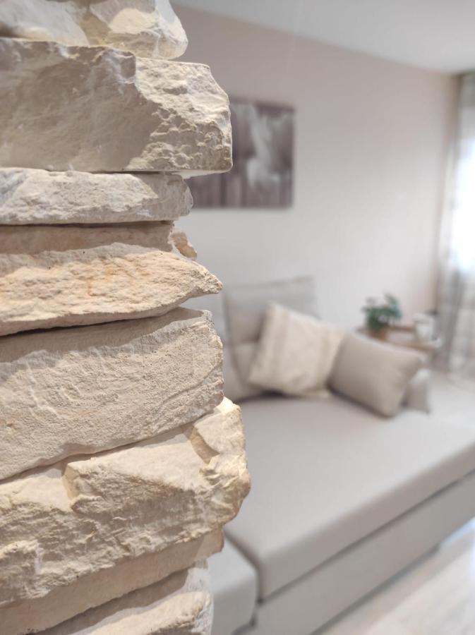 Apartamento En Viladecans Cerca Del Aeropuerto Luaran gambar