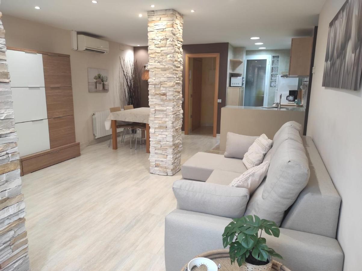 Apartamento En Viladecans Cerca Del Aeropuerto Luaran gambar