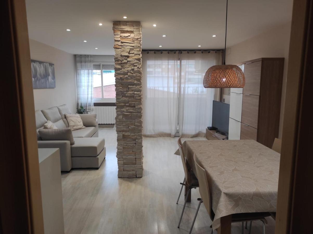 Apartamento En Viladecans Cerca Del Aeropuerto Luaran gambar