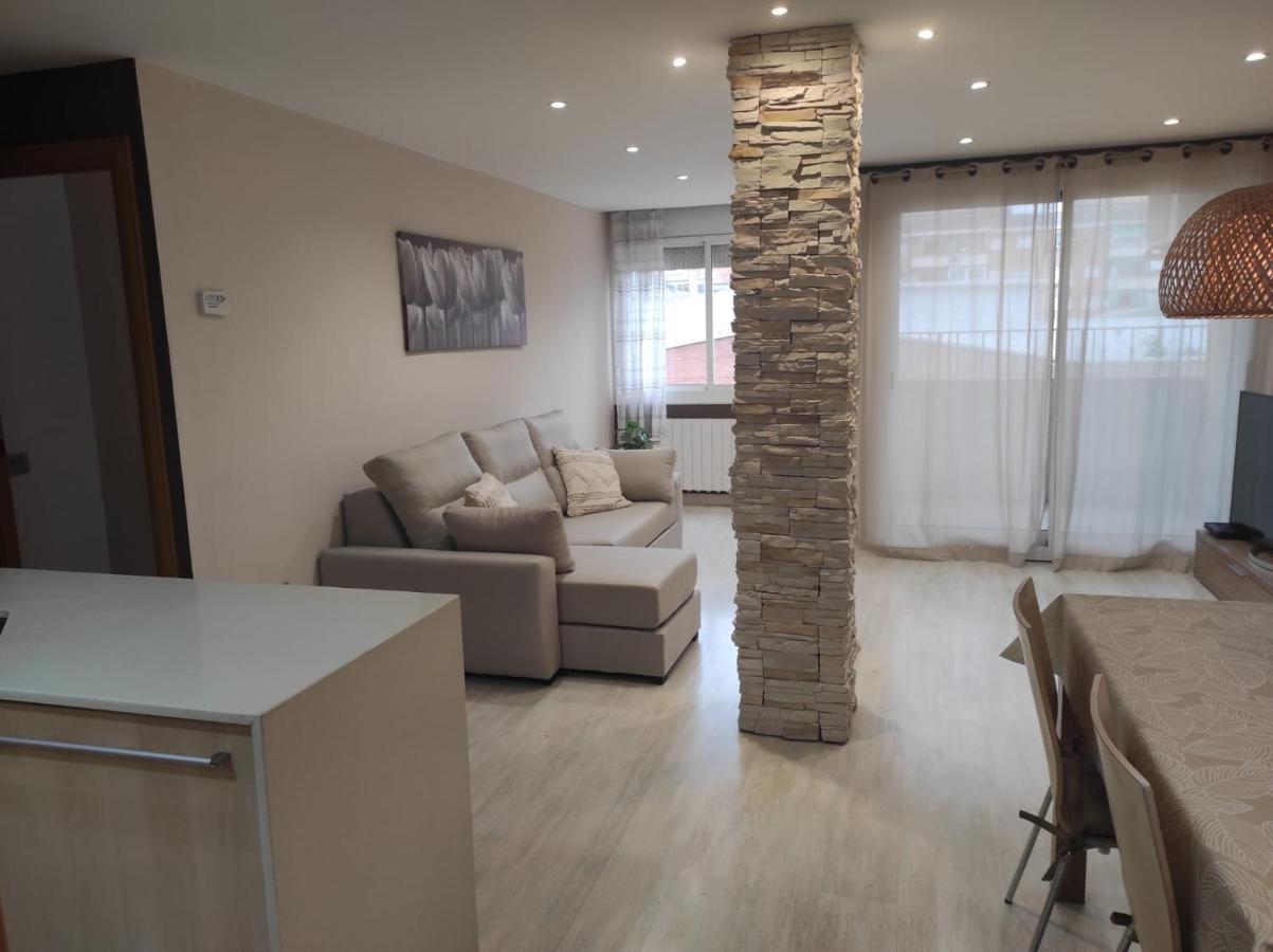 Apartamento En Viladecans Cerca Del Aeropuerto Luaran gambar