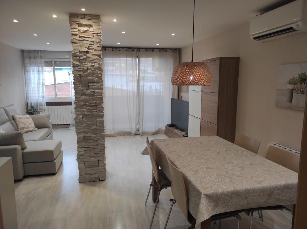 Apartamento En Viladecans Cerca Del Aeropuerto Luaran gambar