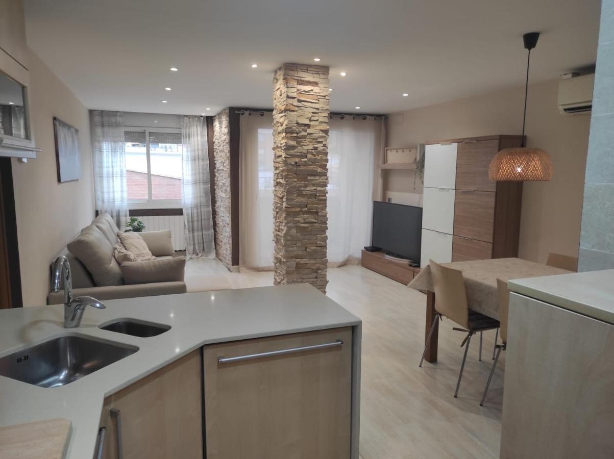 Apartamento En Viladecans Cerca Del Aeropuerto Luaran gambar